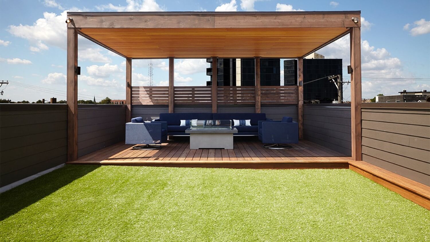 Rooftop artificial grass installation by SYNLawn