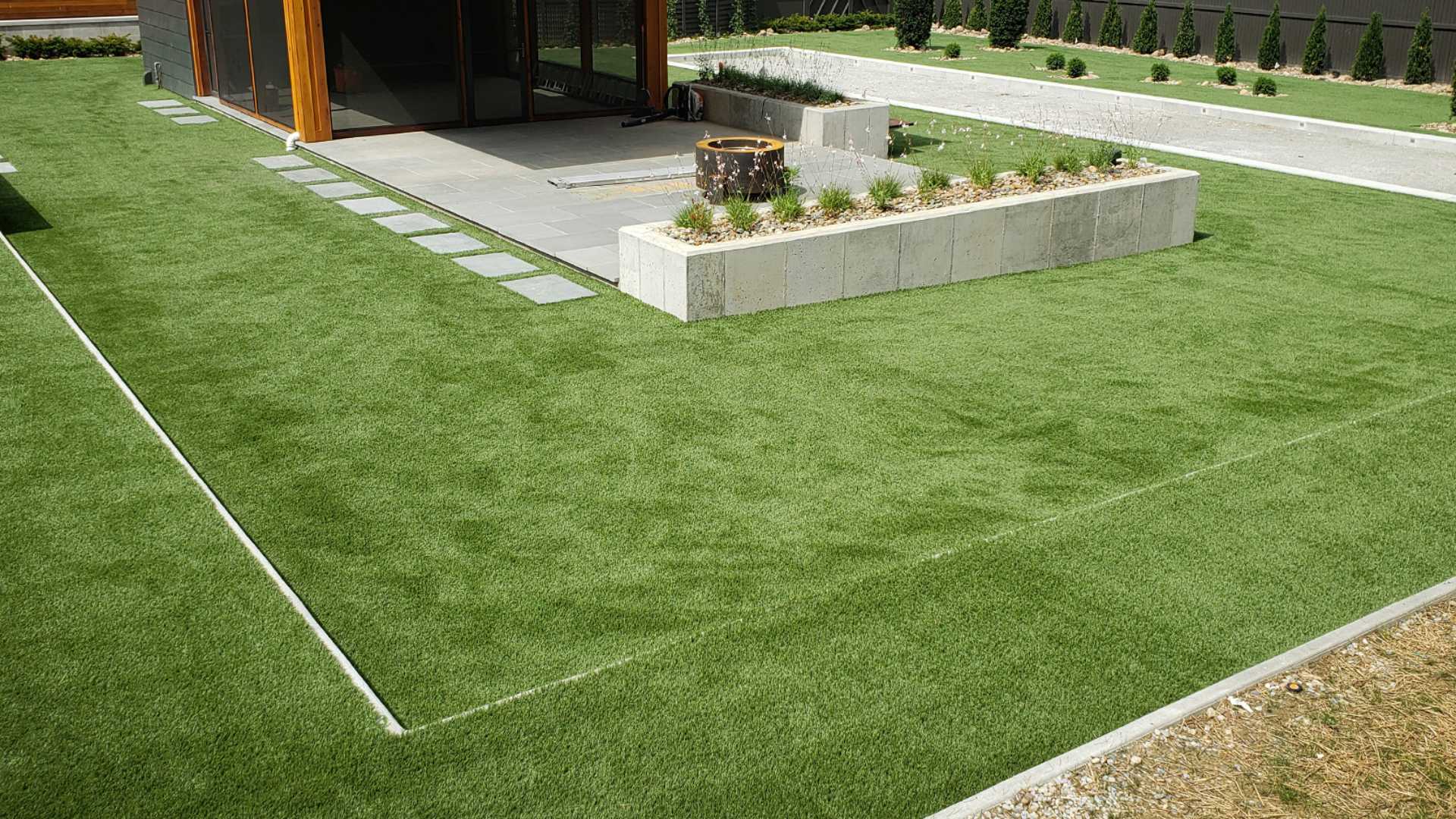 Artificial Grass In Long Beach MS Artificial Turf Lawns SYNLawn artificial-grass-in-long-beach-ms-artificial-turf-lawns-synlawn