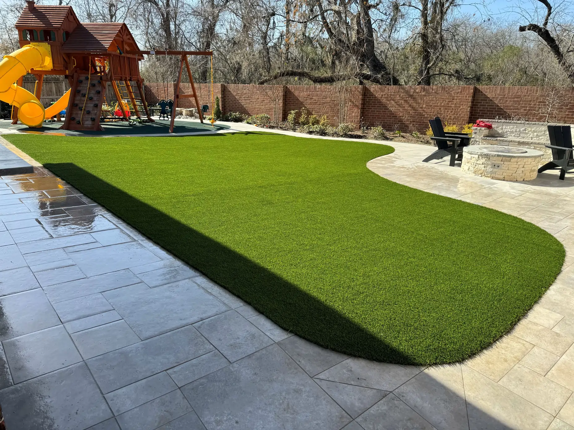 synlawn backyard artificial turf lawn with playground