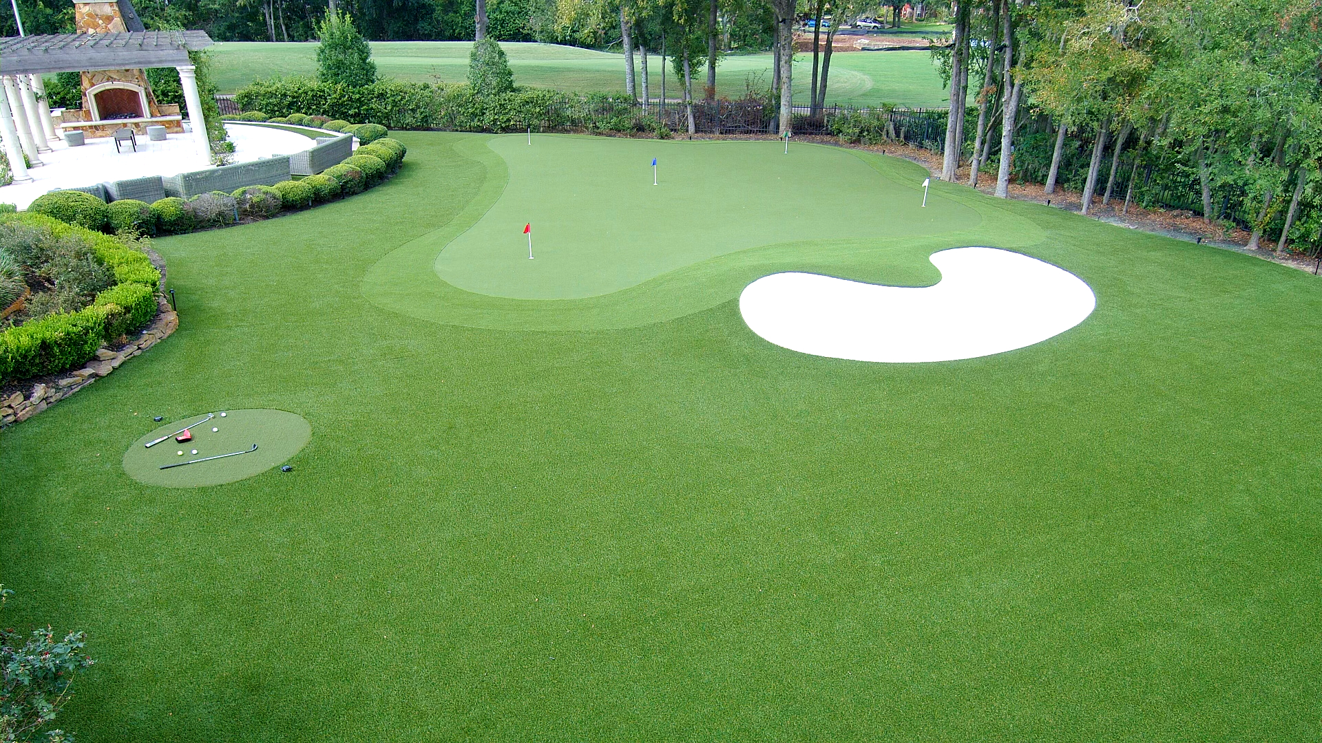 SYNLawn Mississippi putting green and artificial lawn