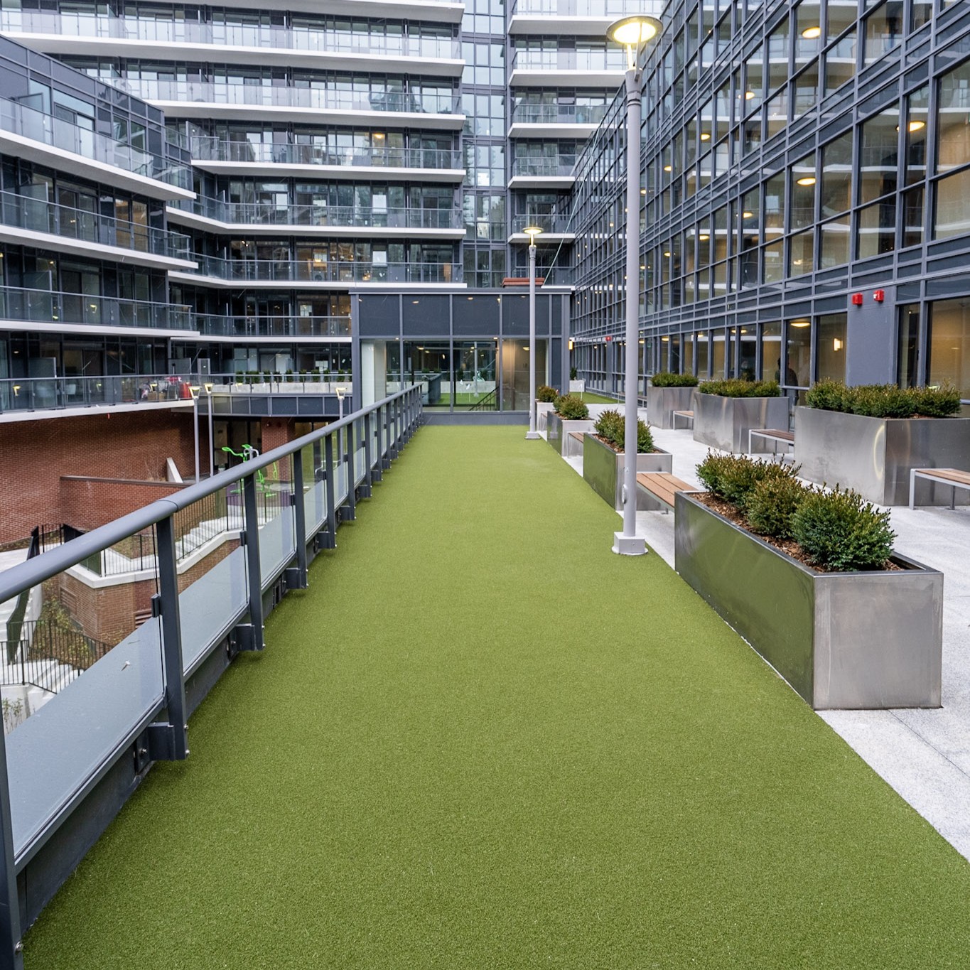 SYNLawn Rooftop Mississippi Artificial Turf Installation